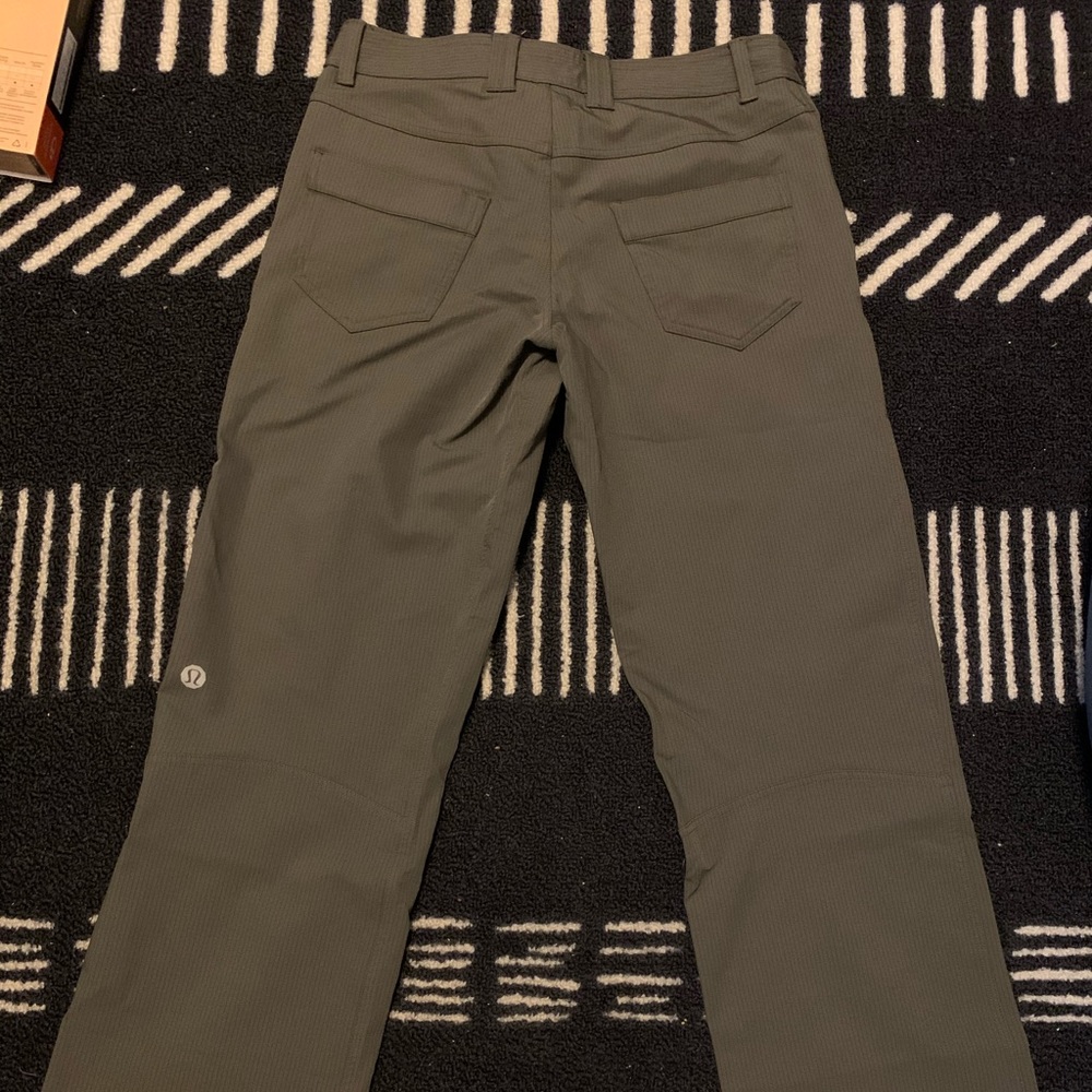 Lululemon Brown Pinstripe Mens Pants 32/32